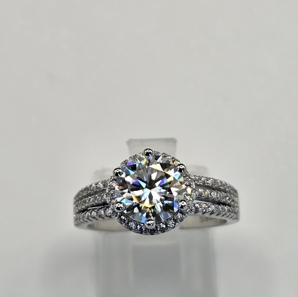 GRA Certified Moissanite 2 Carats 18k/925 Ring 💍 Size 7 - Picture 4 of 14